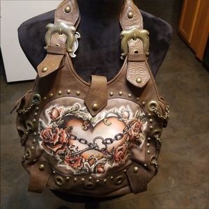 ISO This exact bag! Looking to find it in Brown